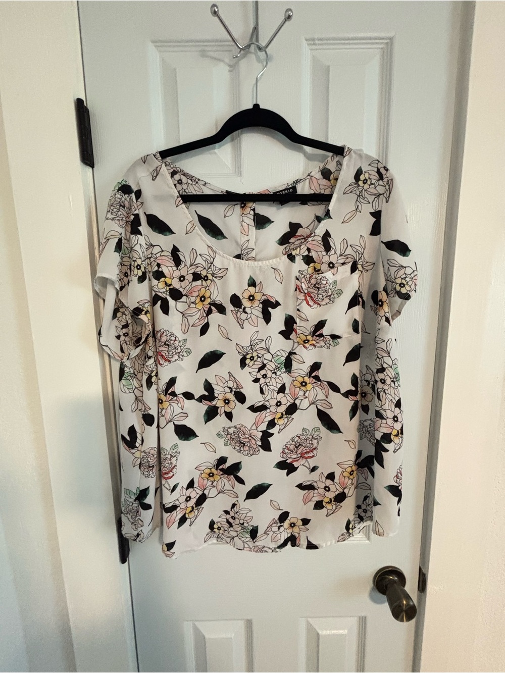 Torrid Floral Scoop Neck Blouse